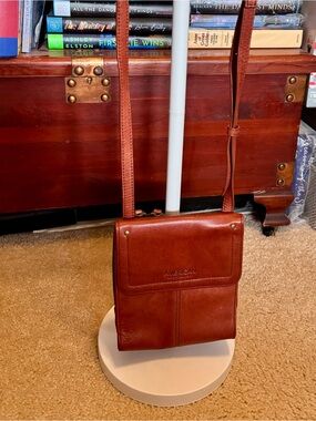 American Crossbody Leather Bag in Brown